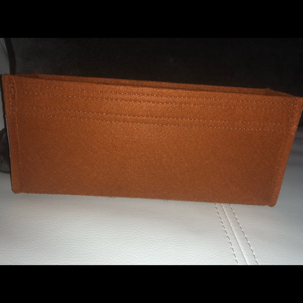 New/unused Samorga caramel organizer for Chanel medium Classic Flap